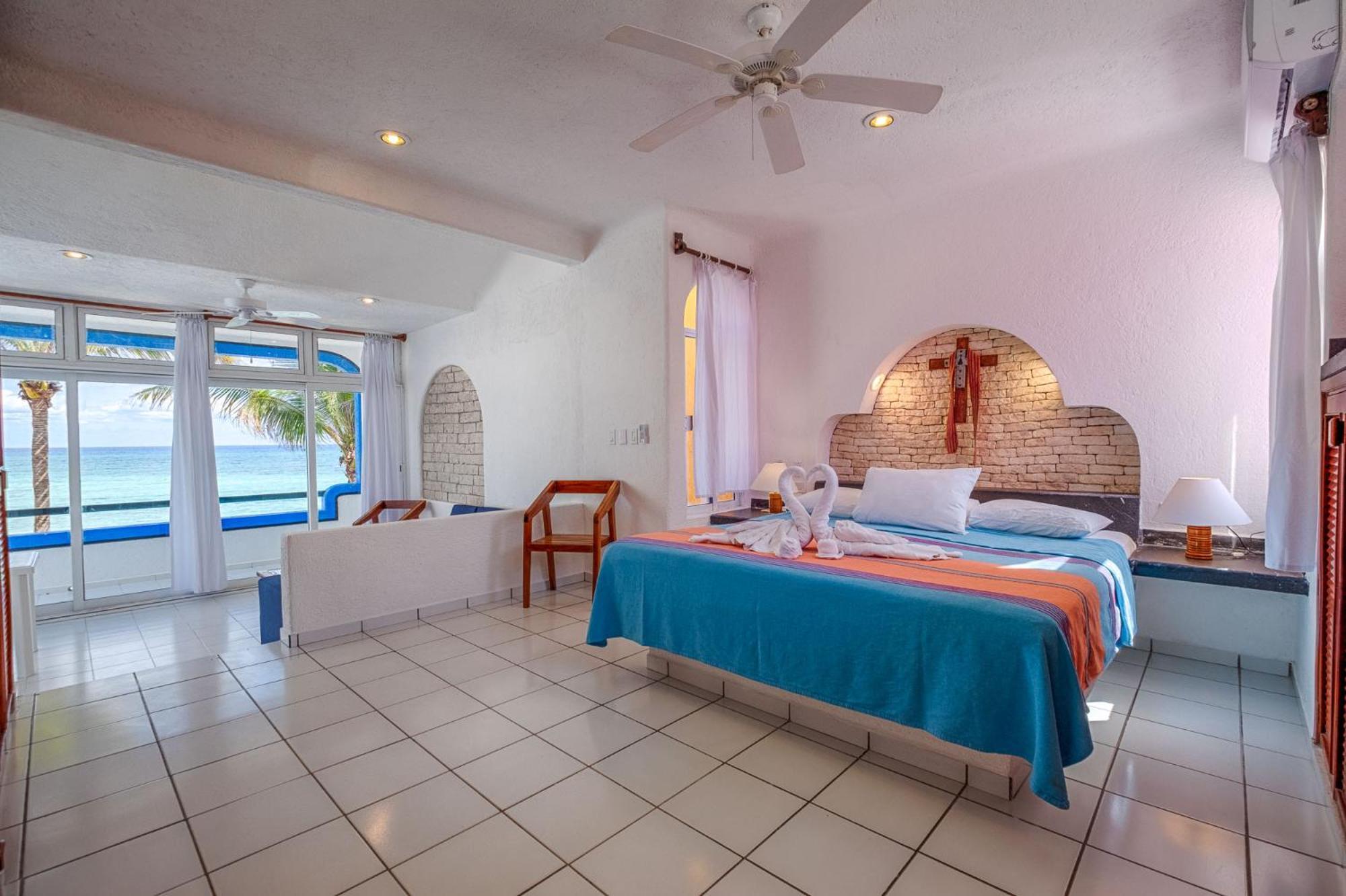 Del Sol Beachfront Akumal Exteriör bild