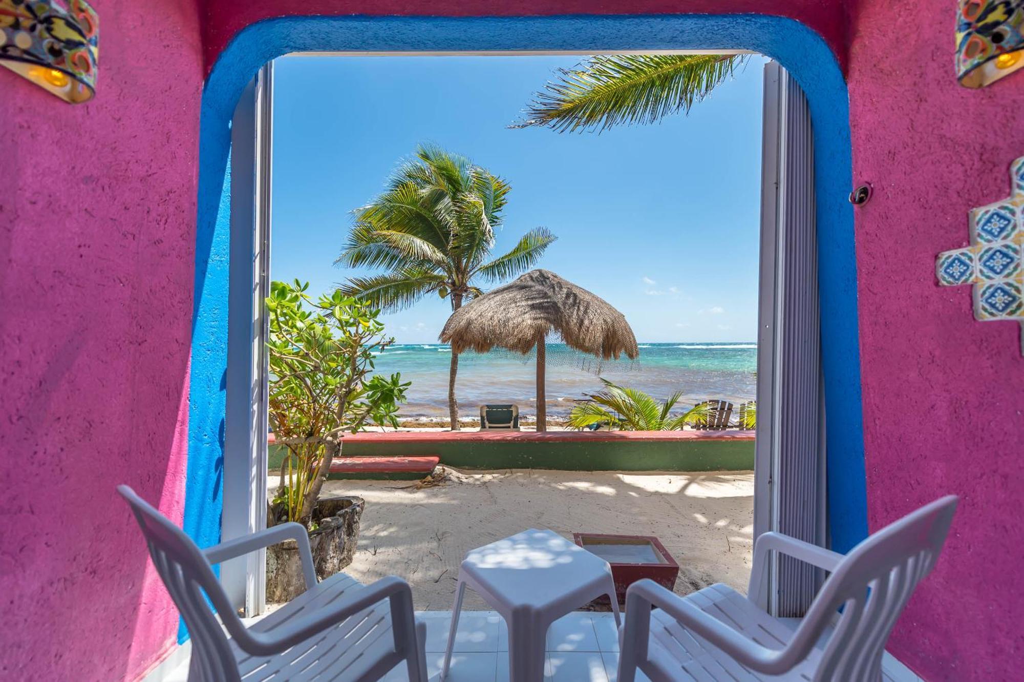 Del Sol Beachfront Akumal Exteriör bild
