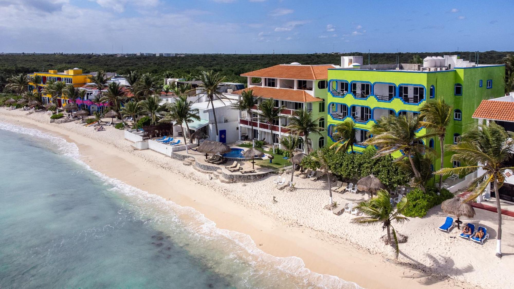 Del Sol Beachfront Akumal Exteriör bild