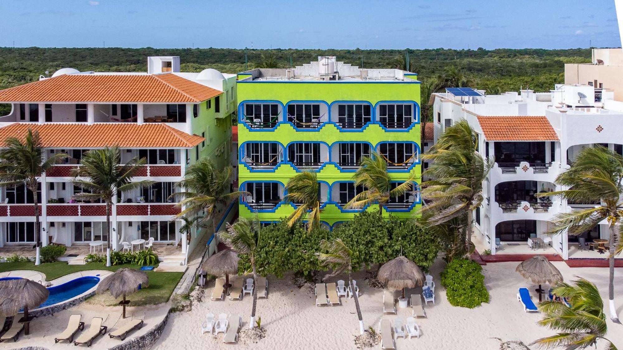 Del Sol Beachfront Akumal Exteriör bild