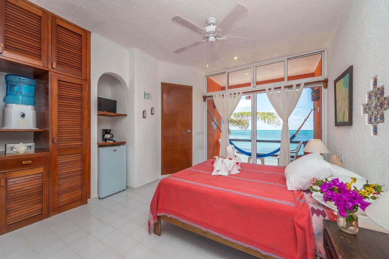 Del Sol Beachfront Akumal Exteriör bild